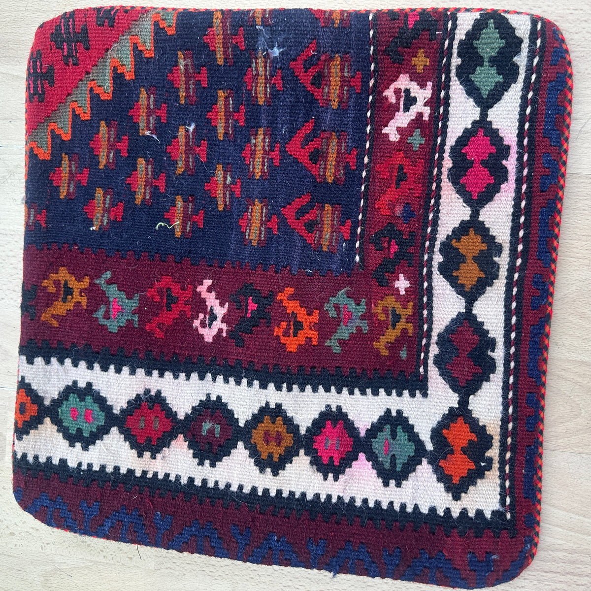 Kilem puder 40.40cm